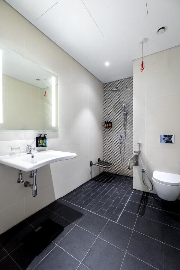 King Room Disability Access