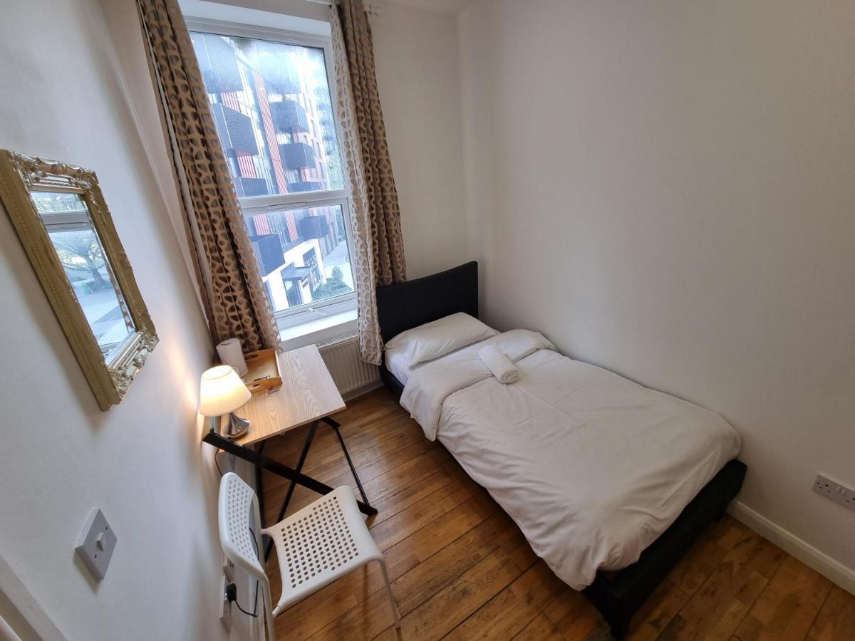 Camera Singola con Bagno Privato