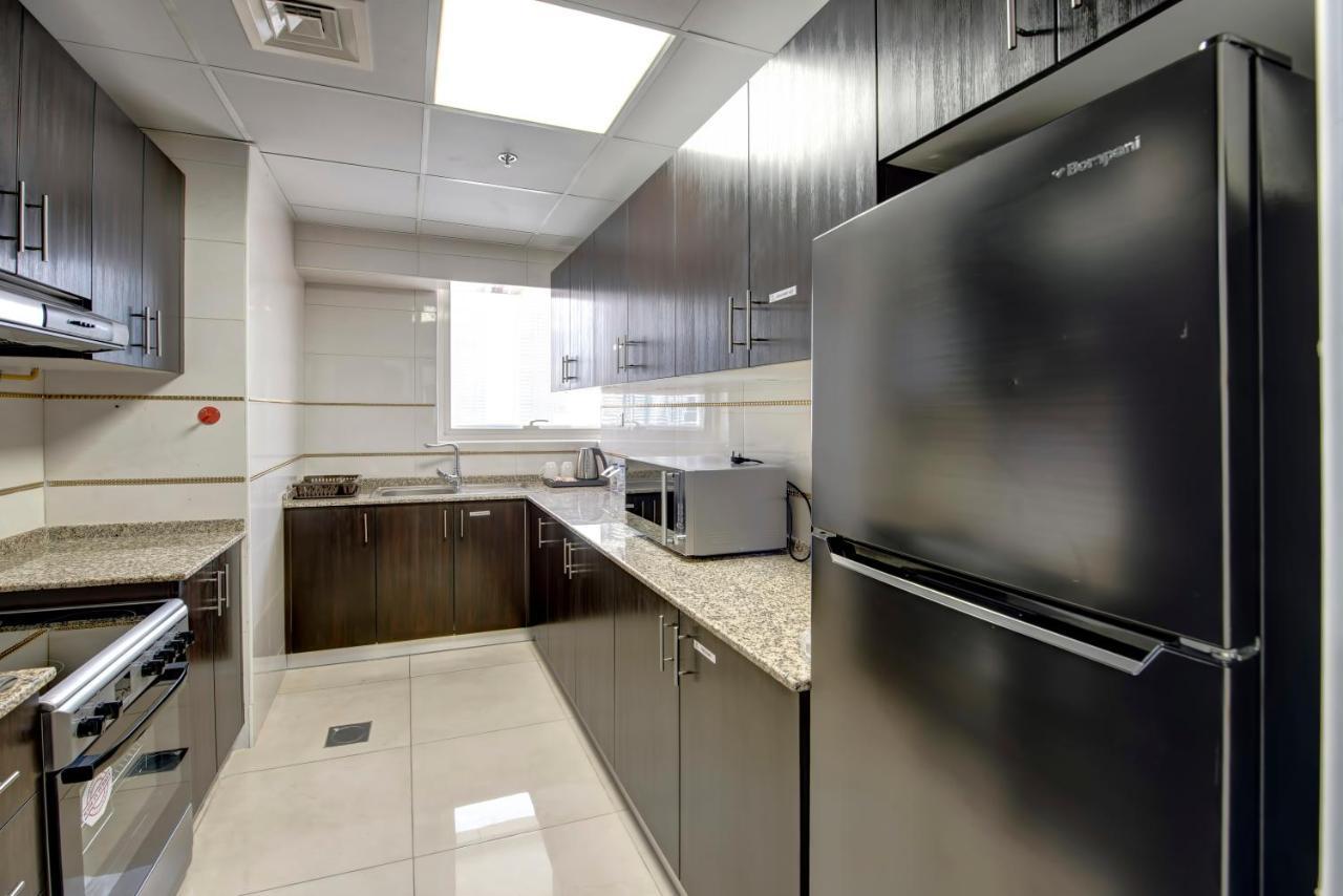 Deluxe One Bed Room Apartment Balcony on F&B