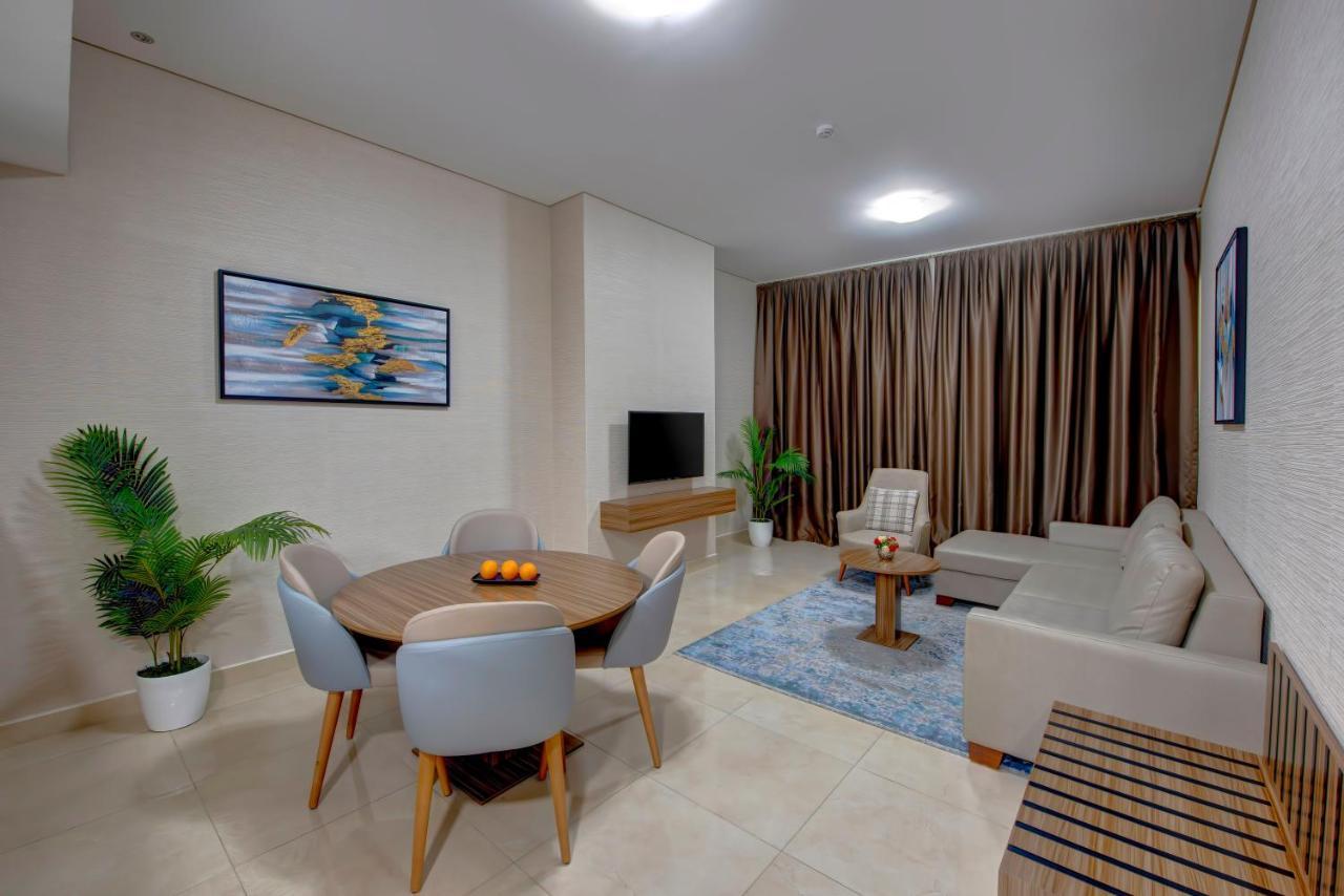Standard One Bedroom Apartment on F&B