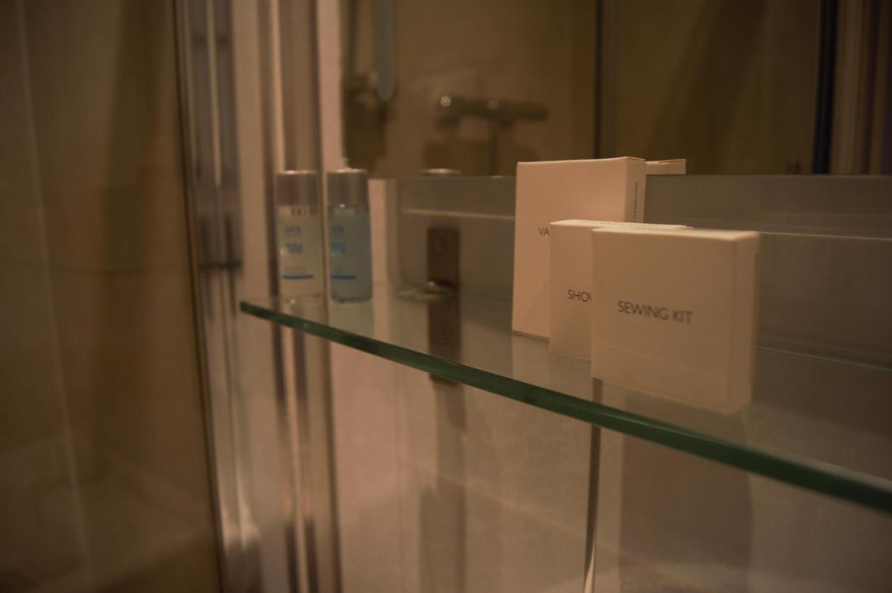 Single Room,1397699420:JPEG