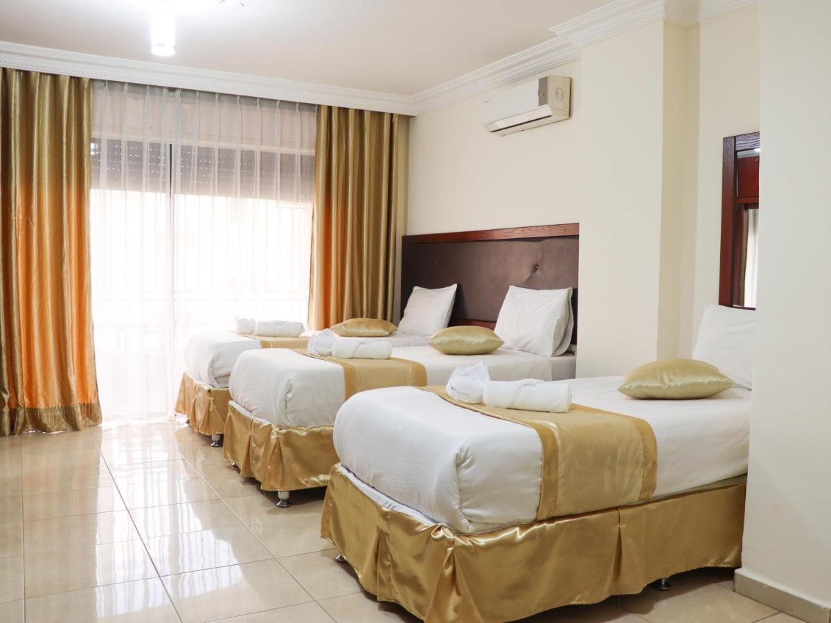 Executive Triple Room
