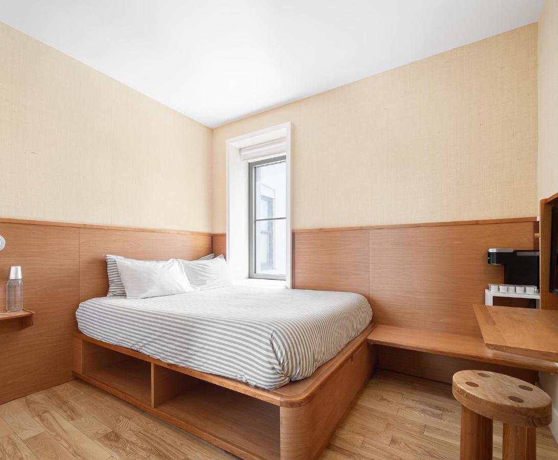 Studio mit Queensize-Bett