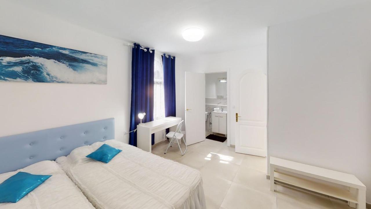 Triple Room Private Bathroom