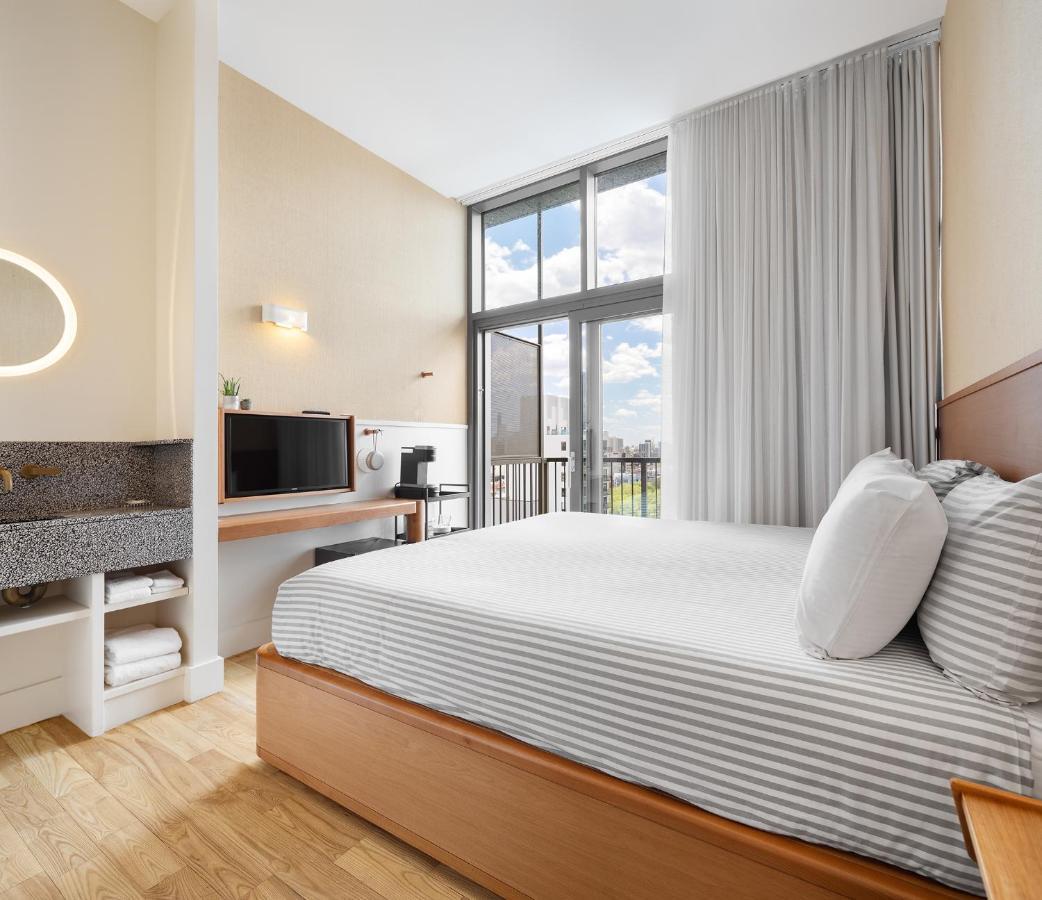 Sky Zimmer mit Kingsize-Bett