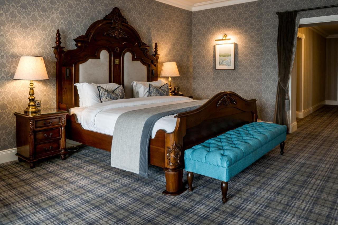 King Room Lake View