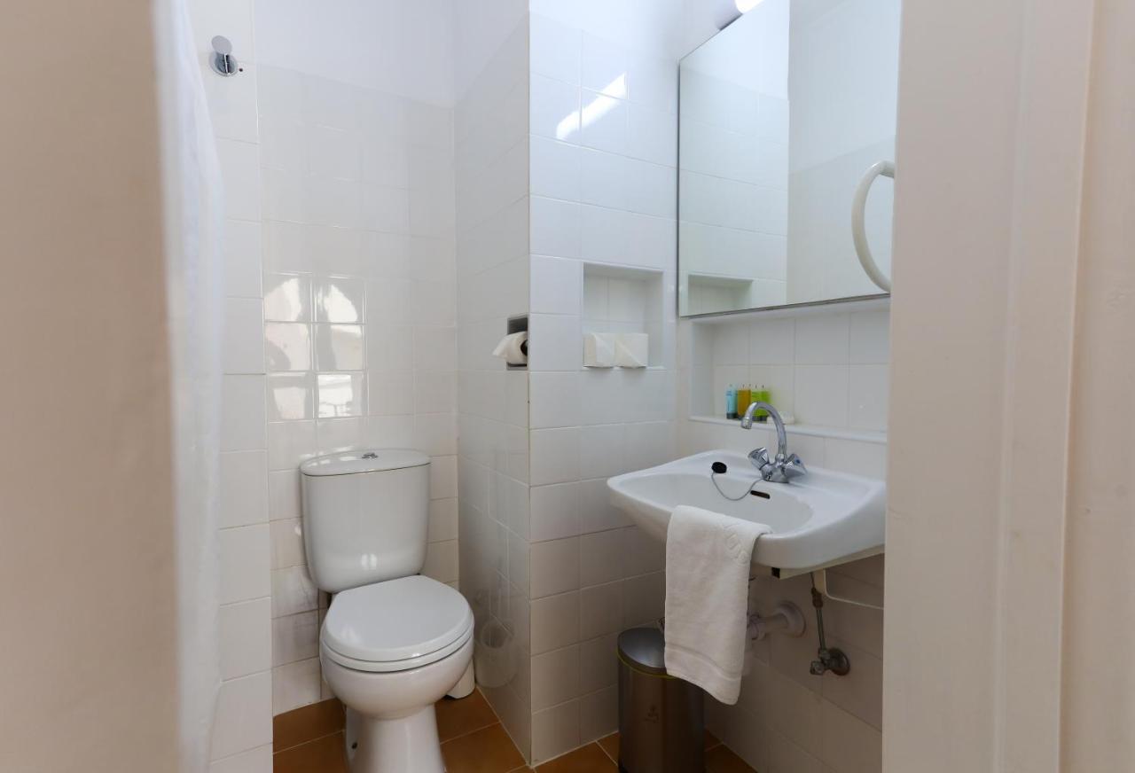 Budget Single Room