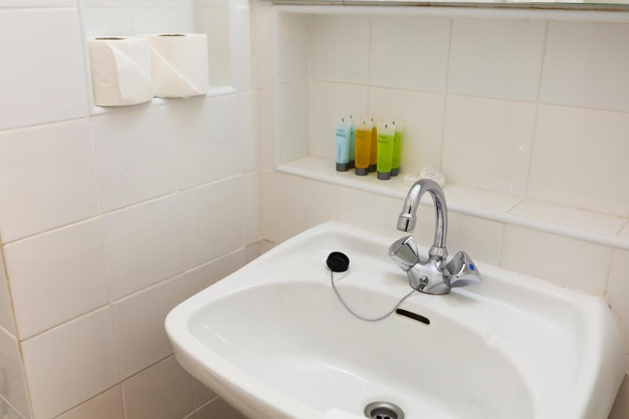 Budget Single Room