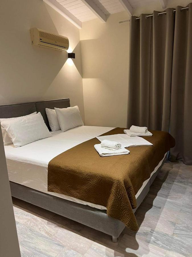 Deluxe Queen Room Two Queen Beds