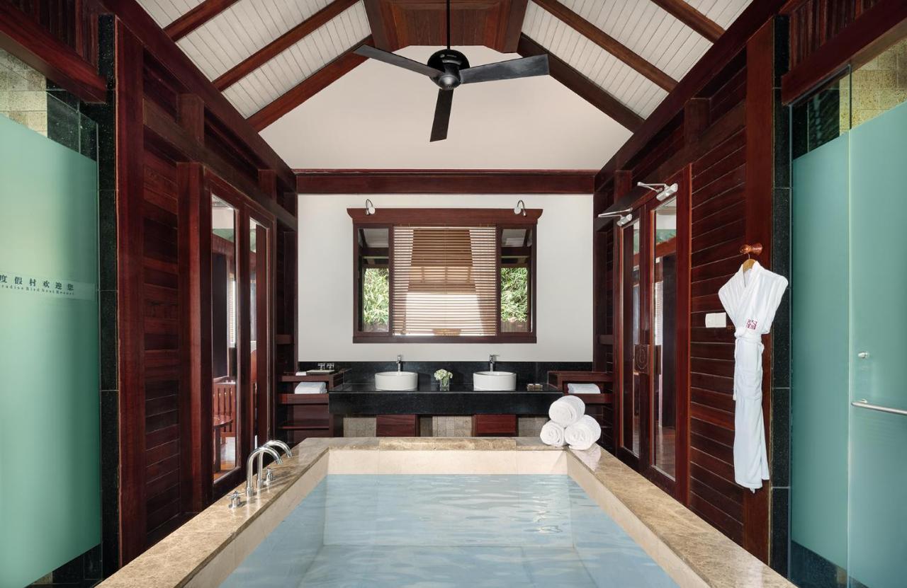 Twin Villa Hot Tub