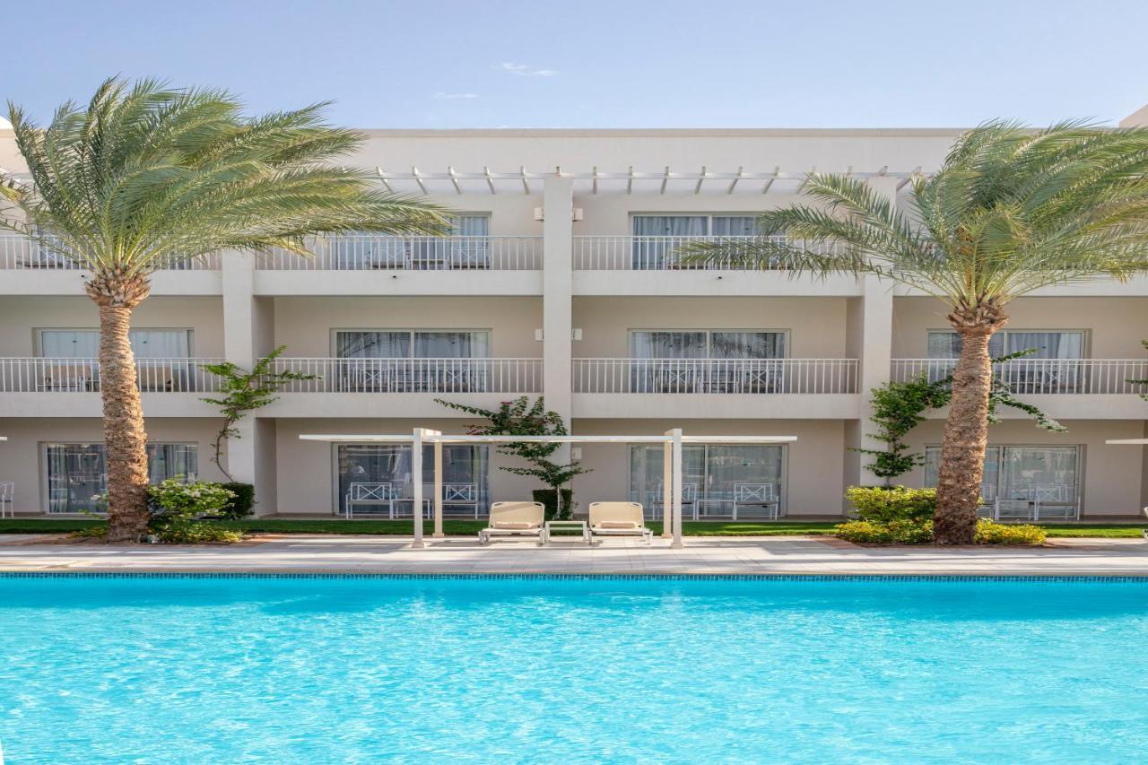 Superior Queen or Twin Pool View