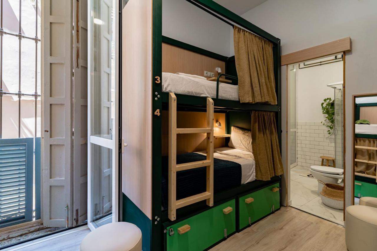 Bed 6-Bed Mixed Dormitory Room