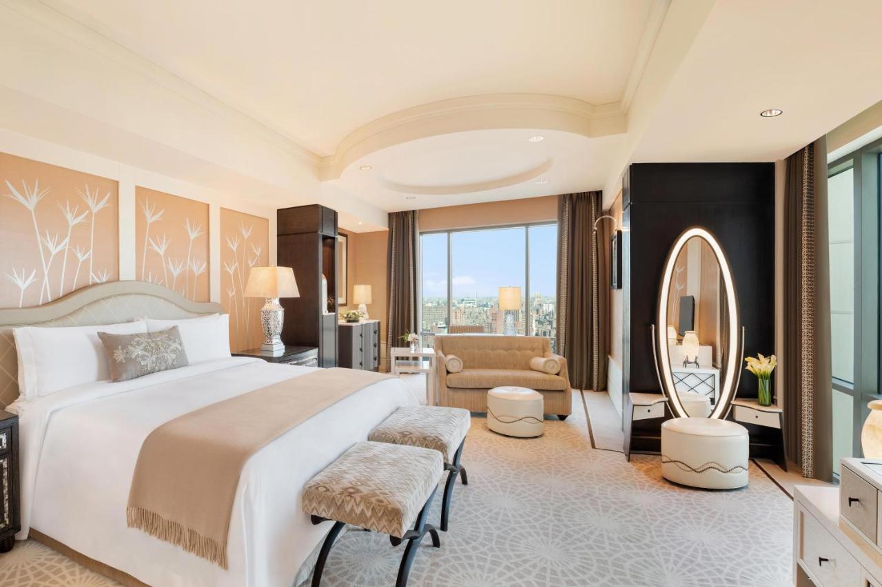 Superior City View Guest room 1 King