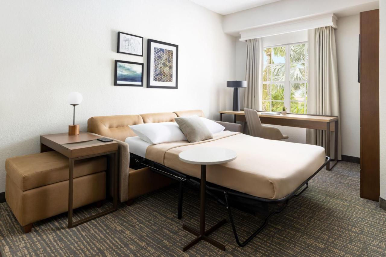 Estudio con cama extragrande y sofá cama - No fumadores