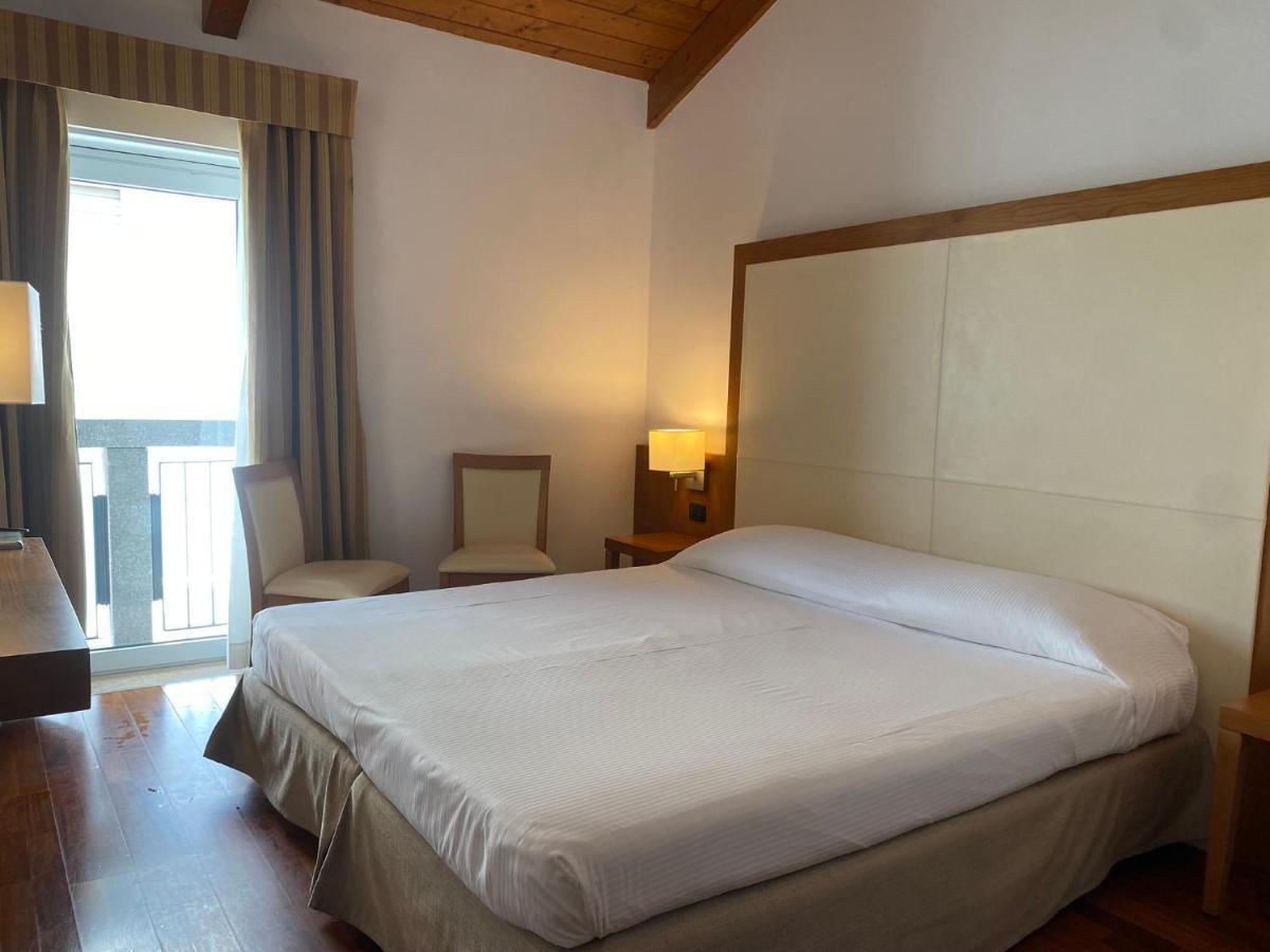 Economy Double or Twin Room,1419882087:JPEG