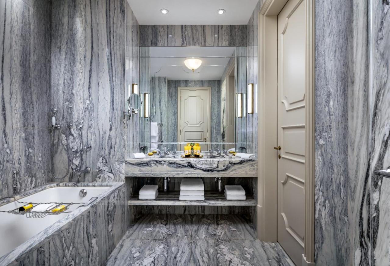 Serenissima Suite 1 Bedroom Suite SMaria DGiglio view 1 King