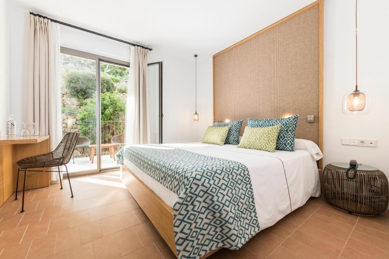 Double or Twin Room Mountain View