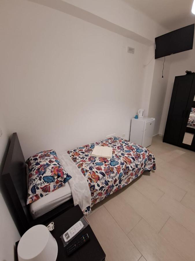 Chambre Simple avec Salle de Bains Commune