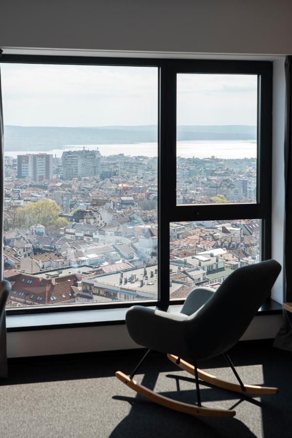 Double Room Lake View