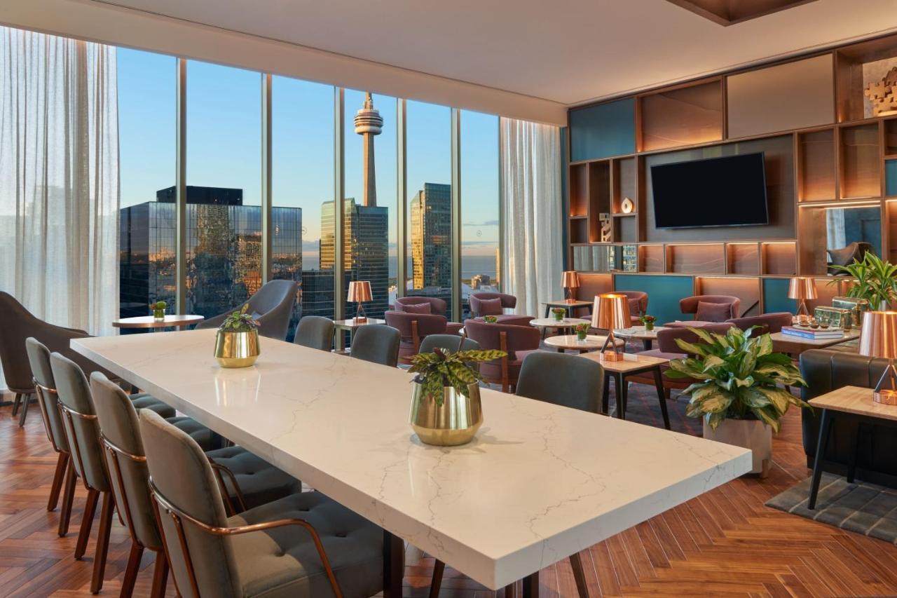 Quarto Premium com 1 Cama Queen-size e Acesso ao Club Lounge