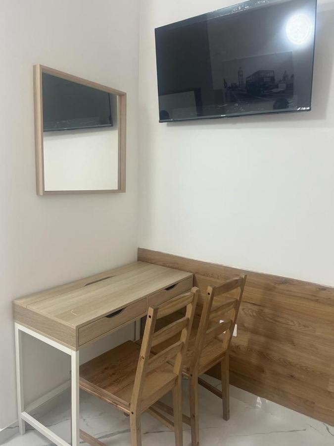 Double Room Private Bathroom