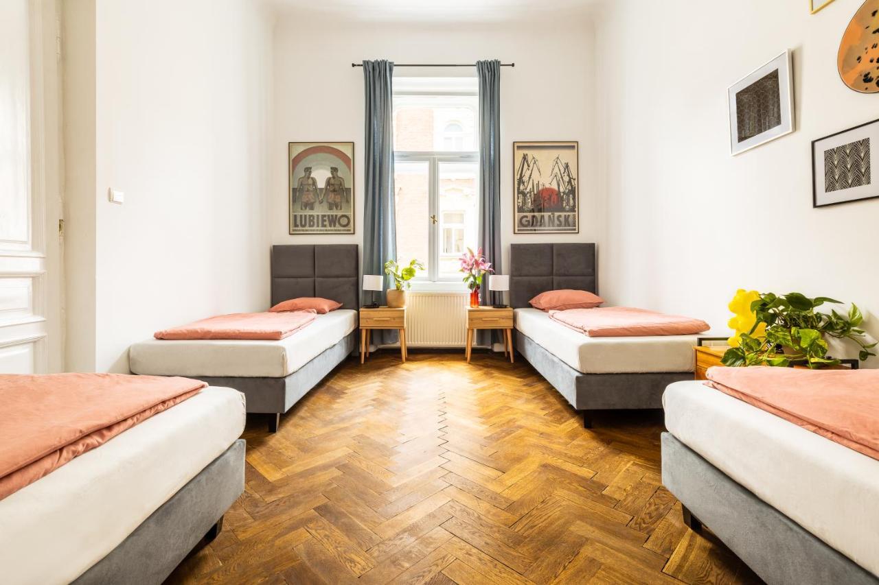 Vierbettzimmer mit Gemeinschaftsbad
