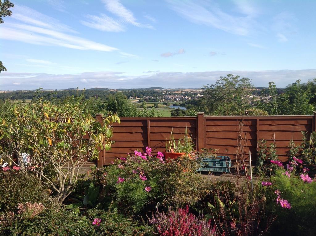 Deluxe Double or Twin Room with Garden View