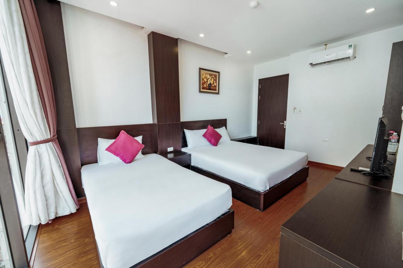 Double or Twin Room Sea View