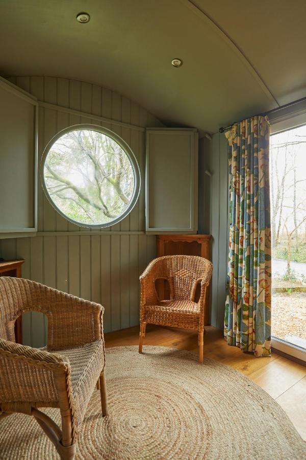 Dog Friendly Shepherd's Hut