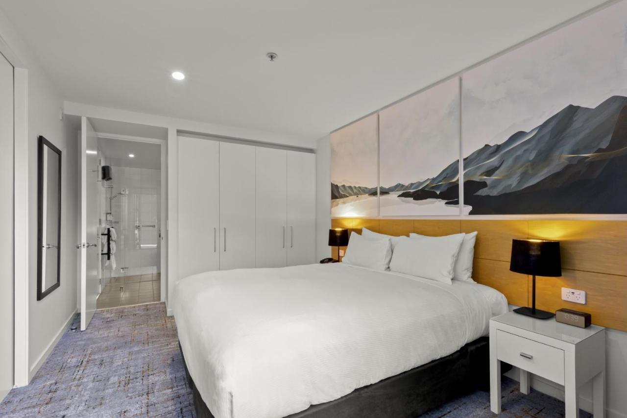 One Bedroom Suite Split King Non-View