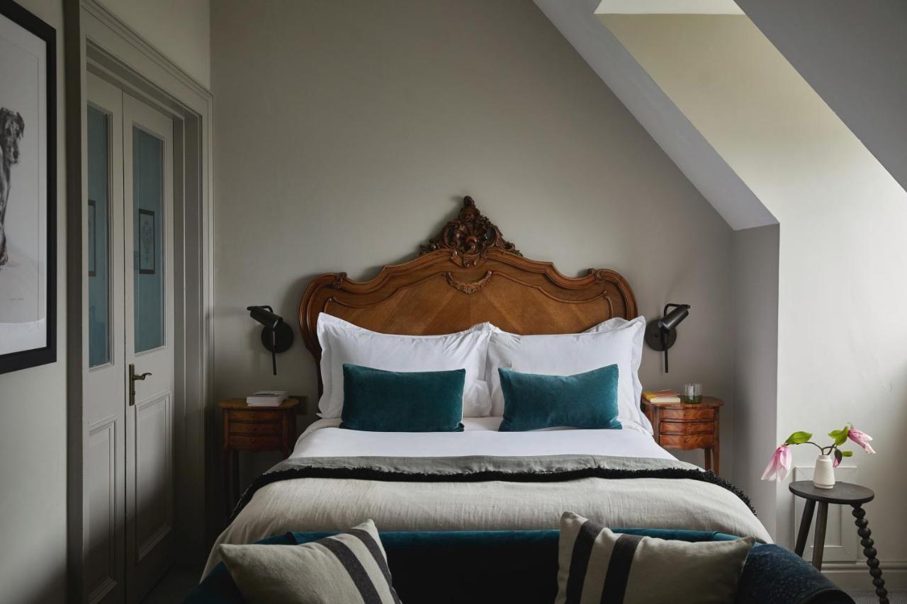 Budget Double Room,1498869784:JPEG