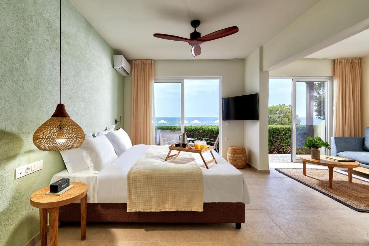 Junior Suite with Sea View,1416875448:JPEG