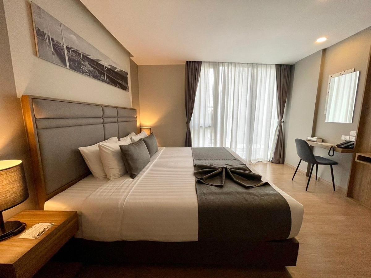 Deluxe Double Bed Room
