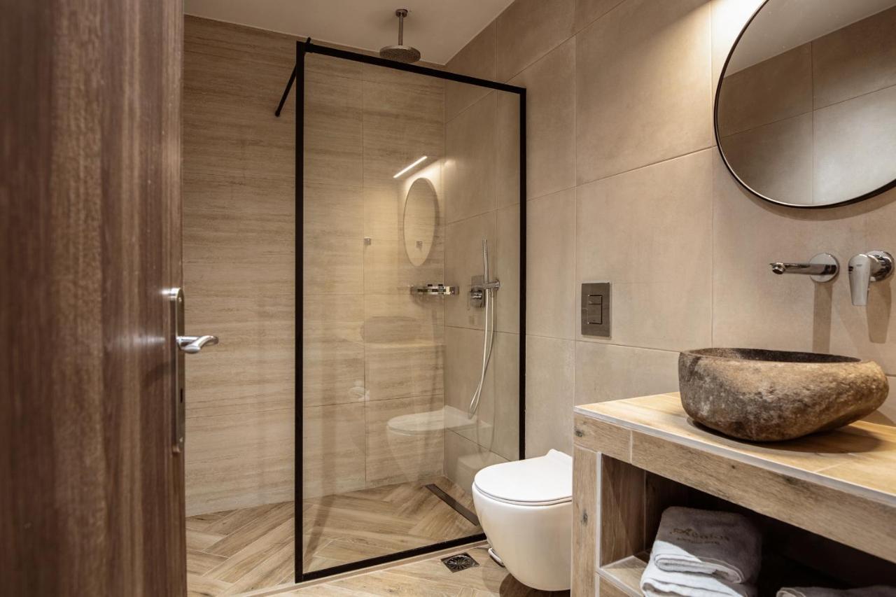 Premium Suite