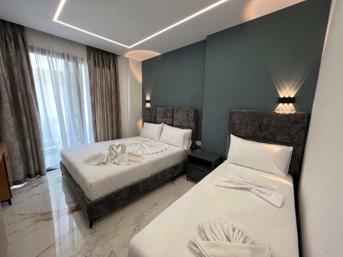 Deluxe Triple Room,1411016768:JPEG
