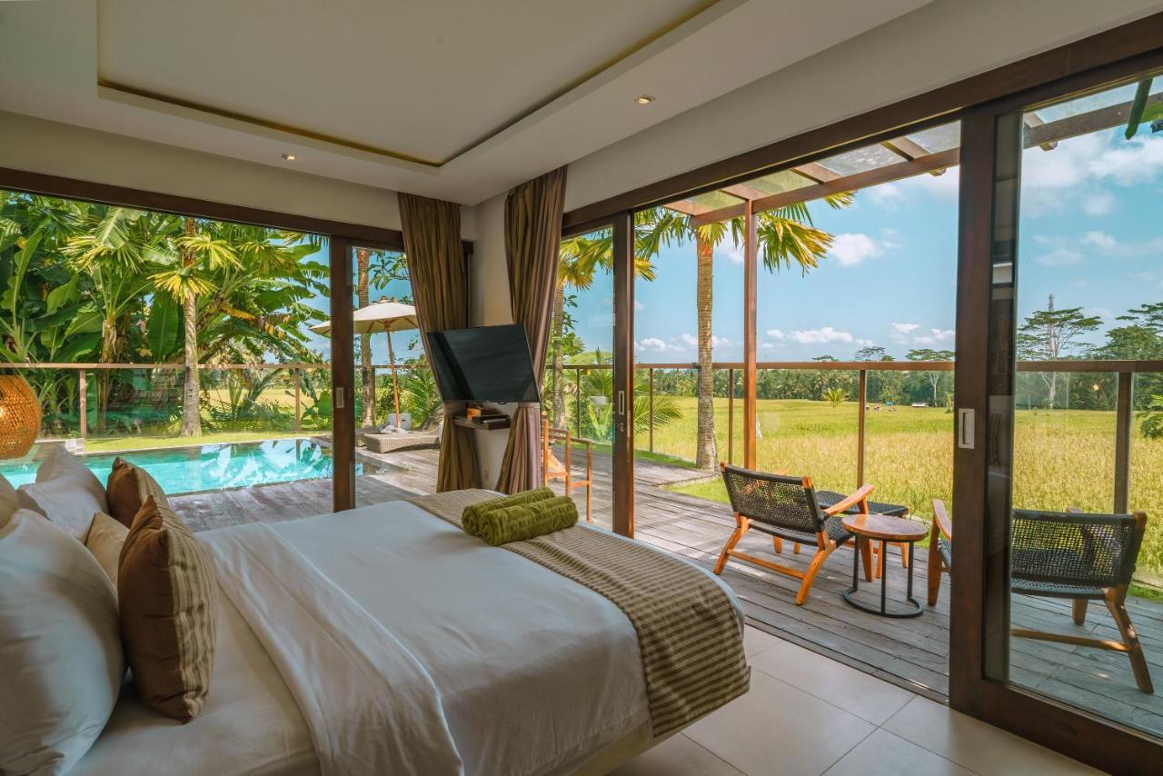 Royal Poolvilla mit 5 Schlafzimmern und Blick auf das Reisfeld