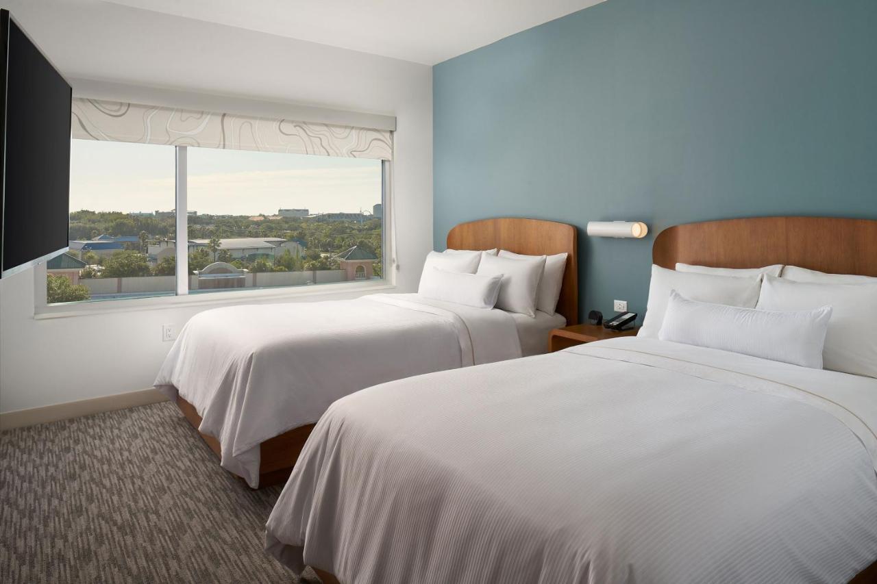 Queen Room Two Queen Beds No Resort Fee