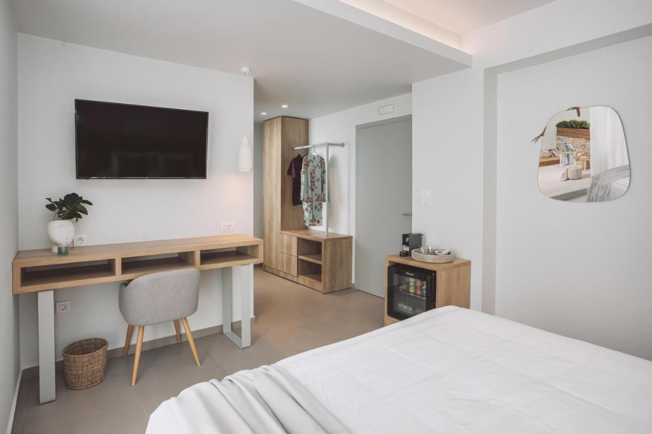 Junior Suite Heated Jacuzzi