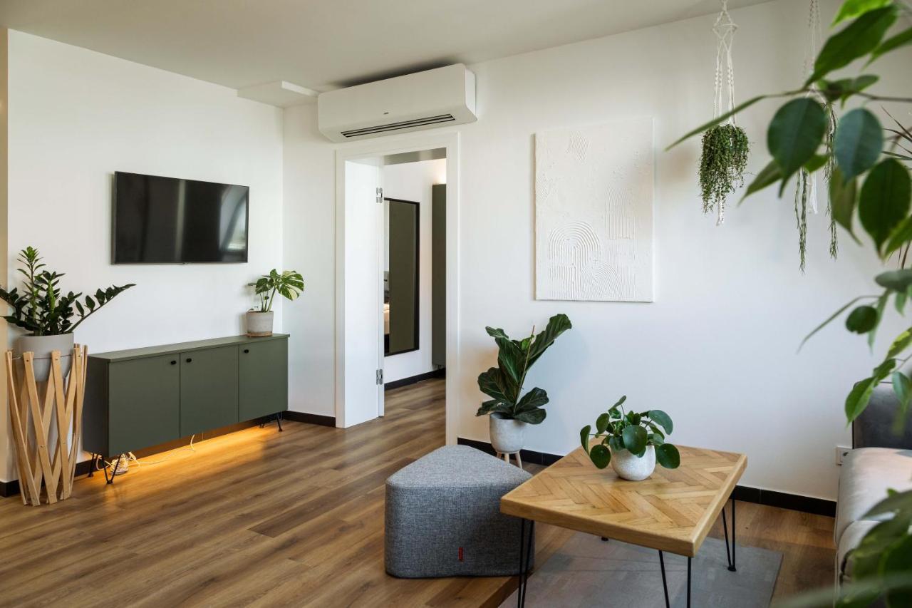 One-Bedroom Apartment accessible