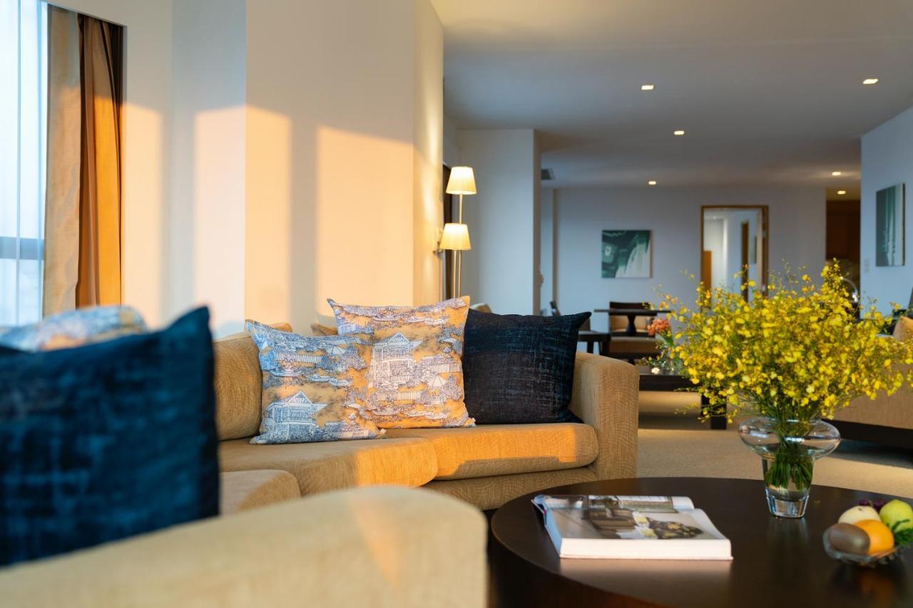 Tower Club Suite 2 Bedroom Lounge