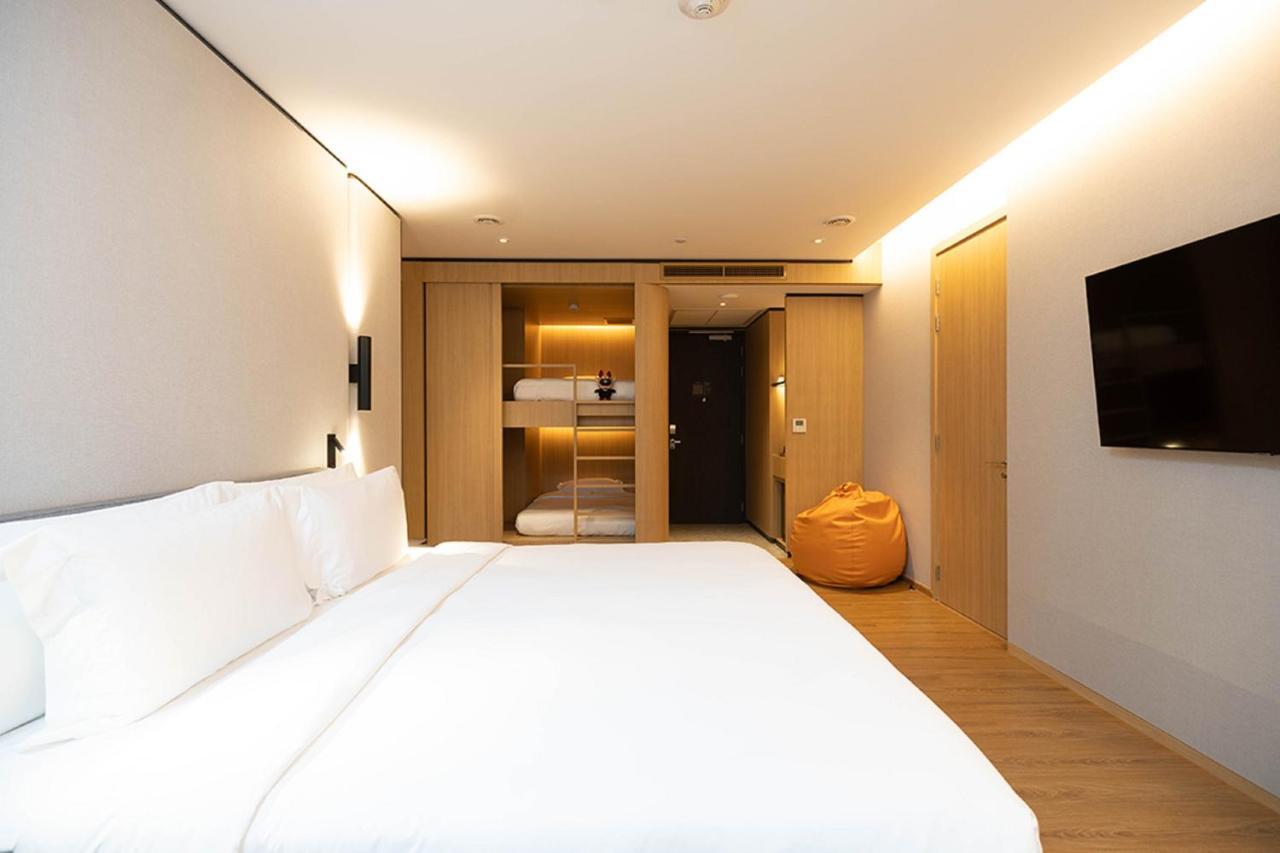 Family Terrace Room