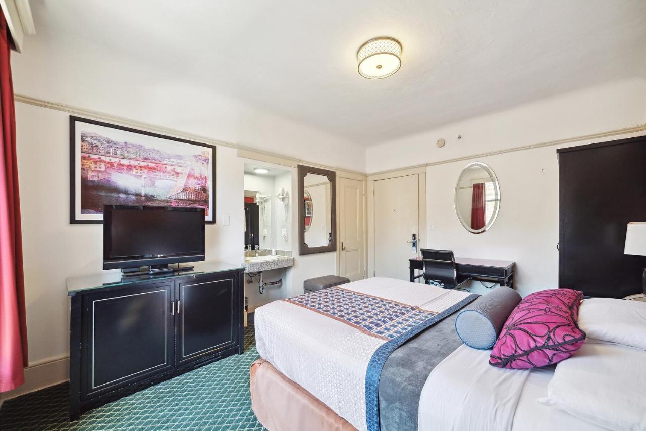 Queen Room View