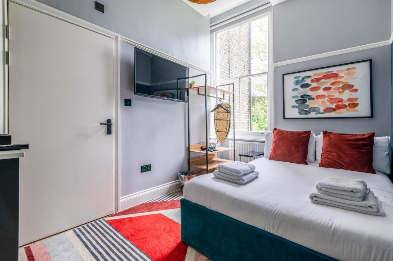Double Room,1421020992:JPEG