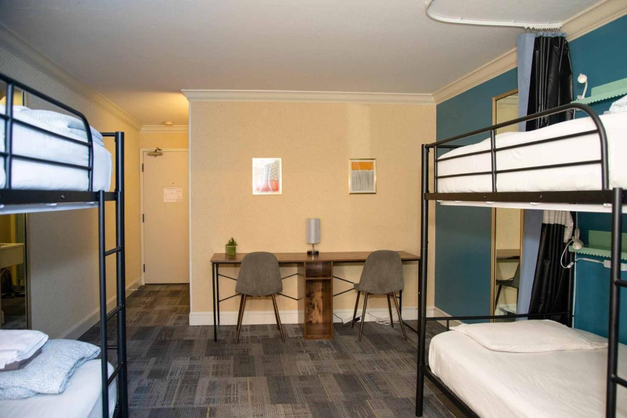 Bed 4-Bed Female Dormitory Room