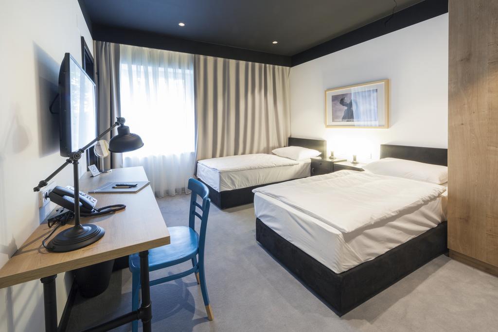 Zweibettzimmer