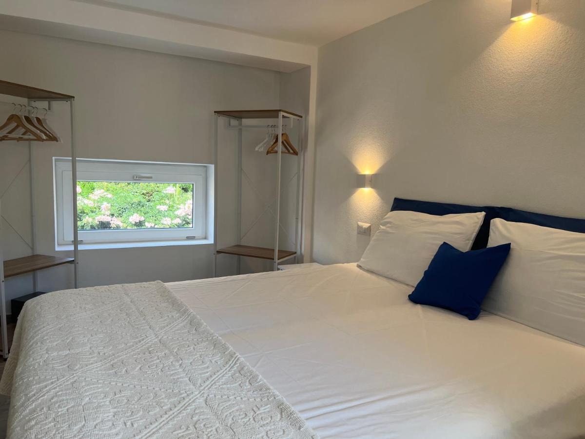 Double or Twin Room Private Bathroom