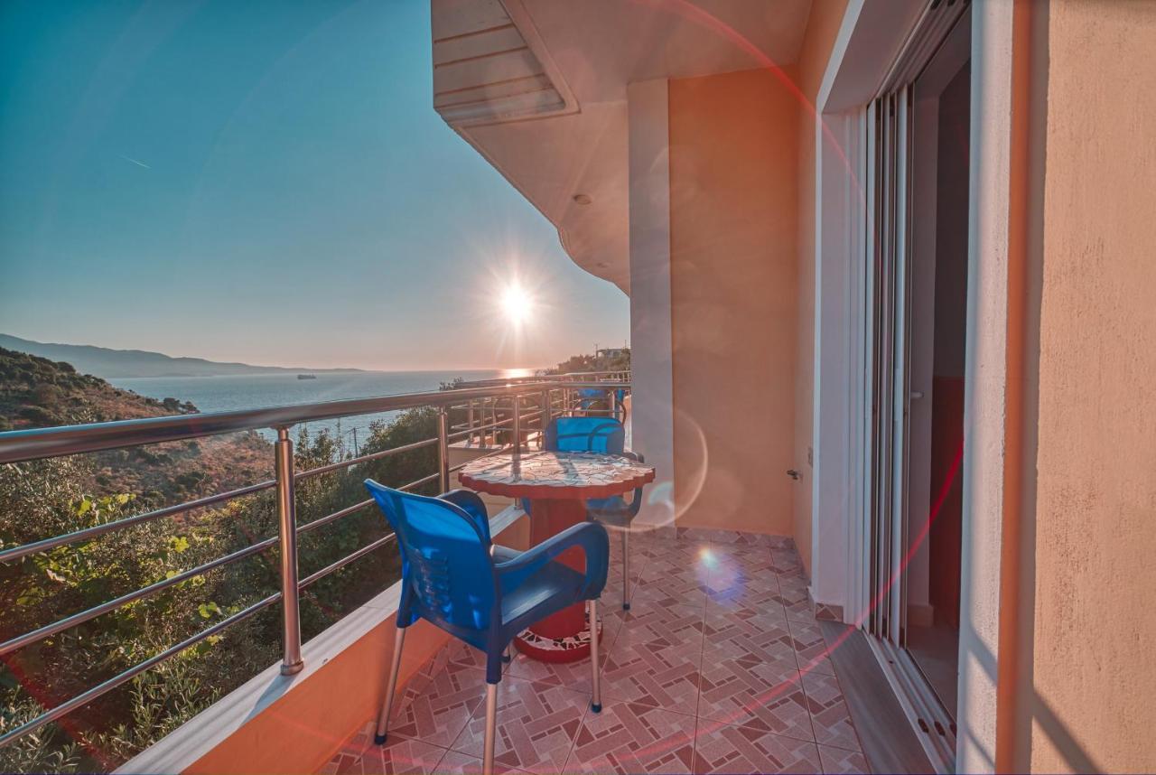Studio Apartment Sea View