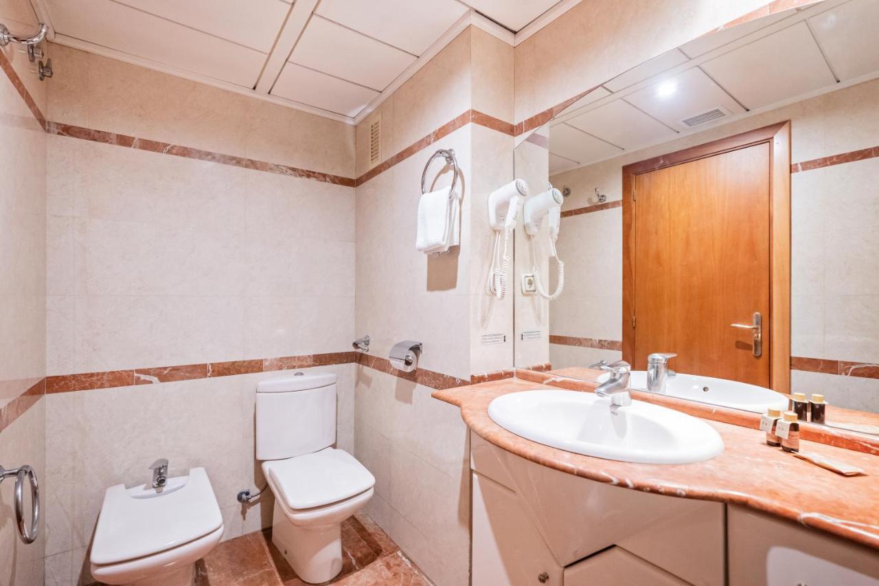 Two-Bedroom Apartment,1498766251:JPEG