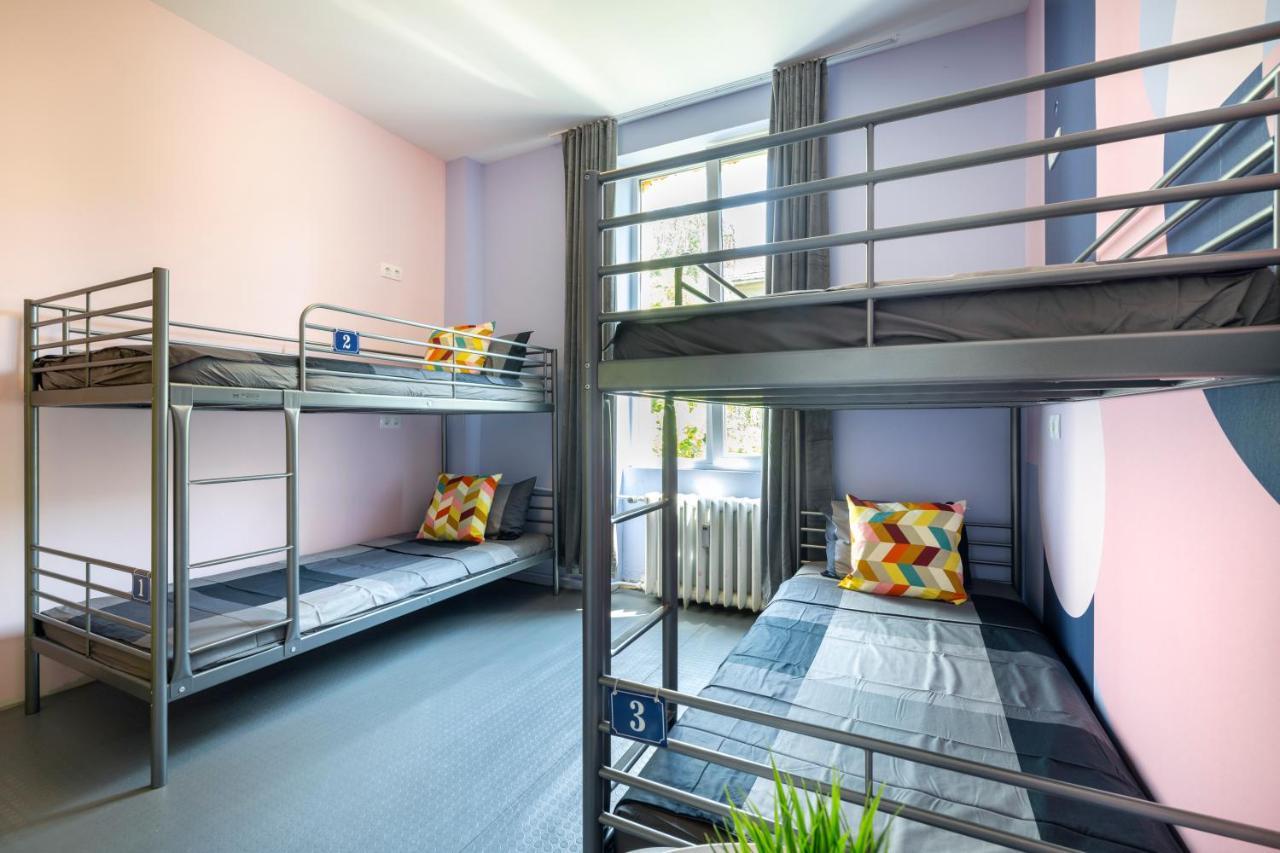 Bed 6-Bed Female Dormitory Room