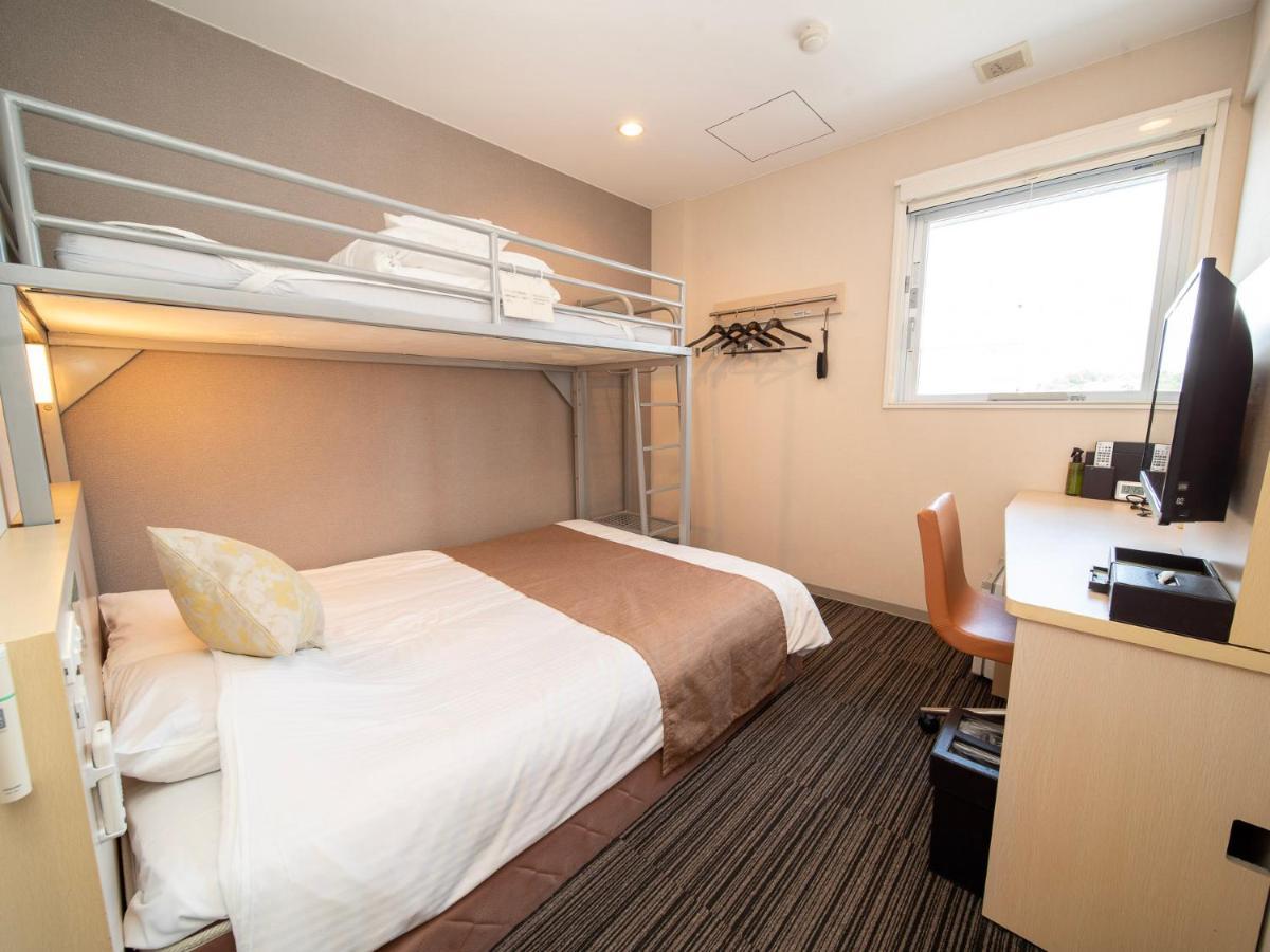 Doppel-/Zweibettzimmer mit Zustellbett